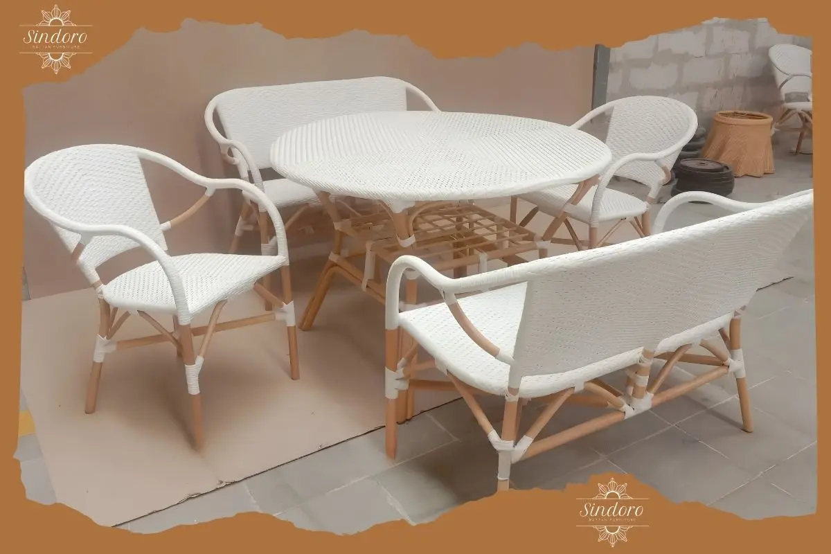 Mengapa Memilih Produsen Kursi Cafe untuk Kebutuhan Proyek?