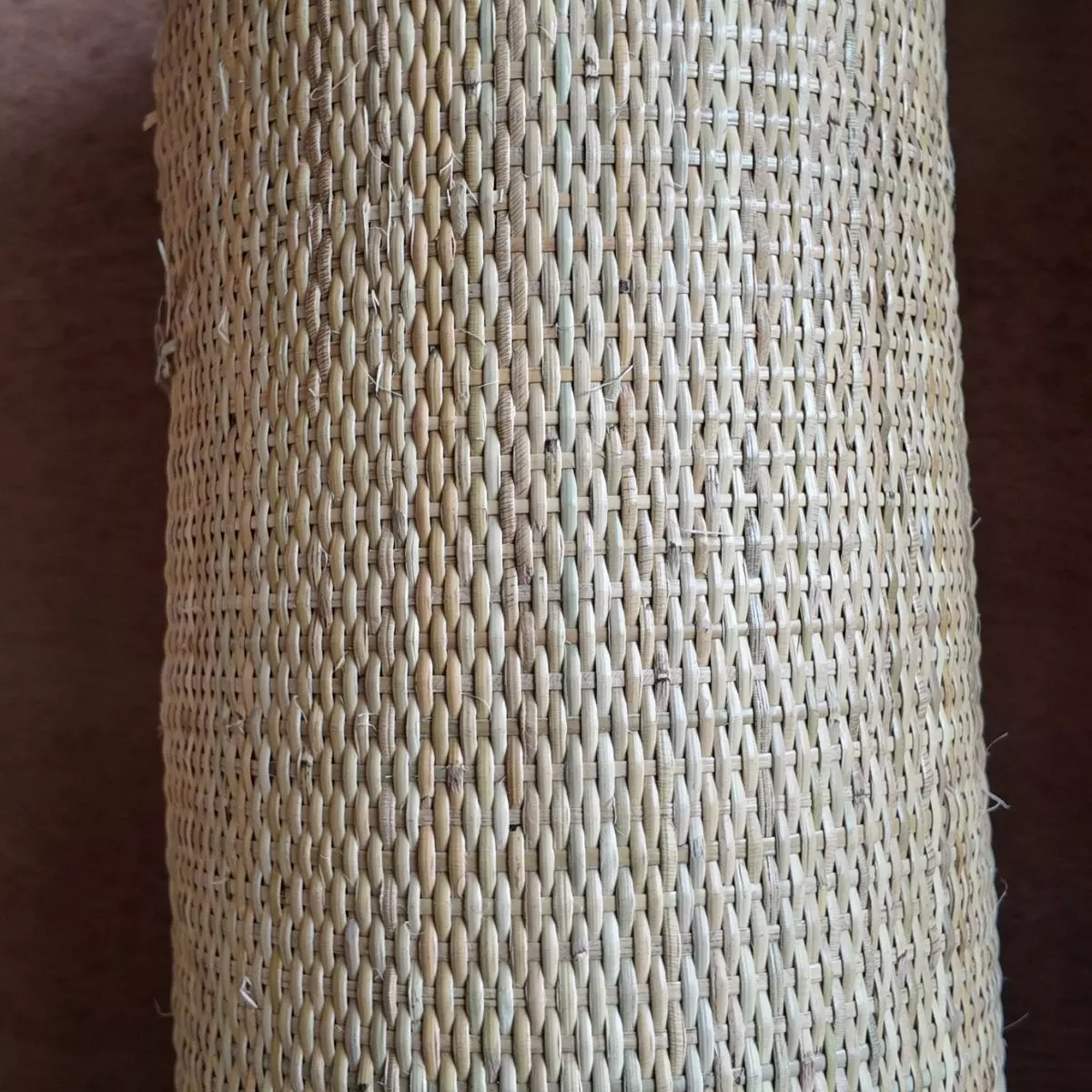 Close Shendit  Webbing Rattan